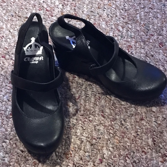 Crown Vintage Shoes Crown Vintage Shoes Poshmark